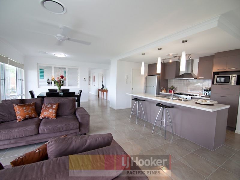 13 Yarrayne Valley Drive, Upper Coomera QLD 4209