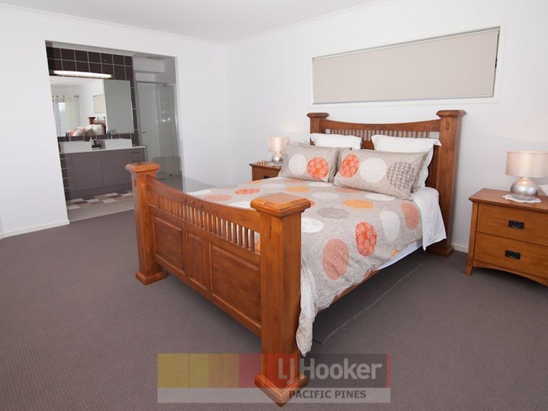 13 Yarrayne Valley Drive, Upper Coomera QLD 4209