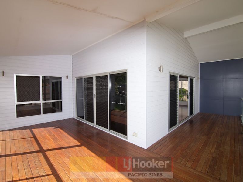 16 Sandow Street, Pacific Pines QLD 4211