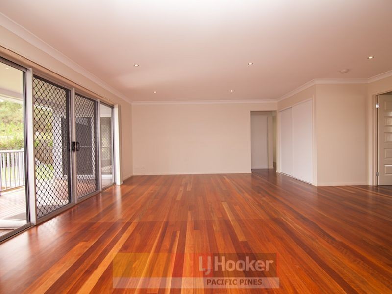 16 Sandow Street, Pacific Pines QLD 4211