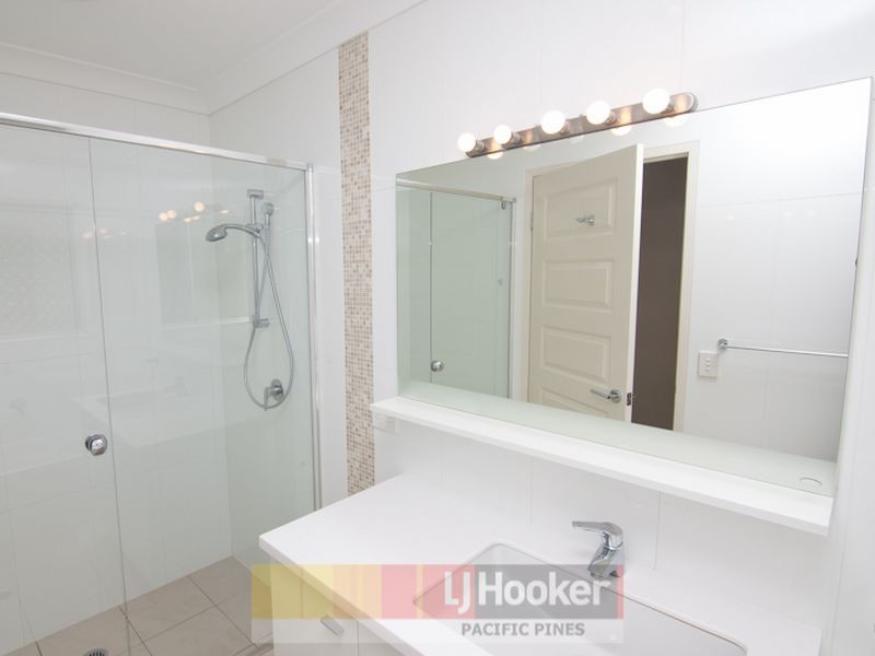 16 Sandow Street, Pacific Pines QLD 4211