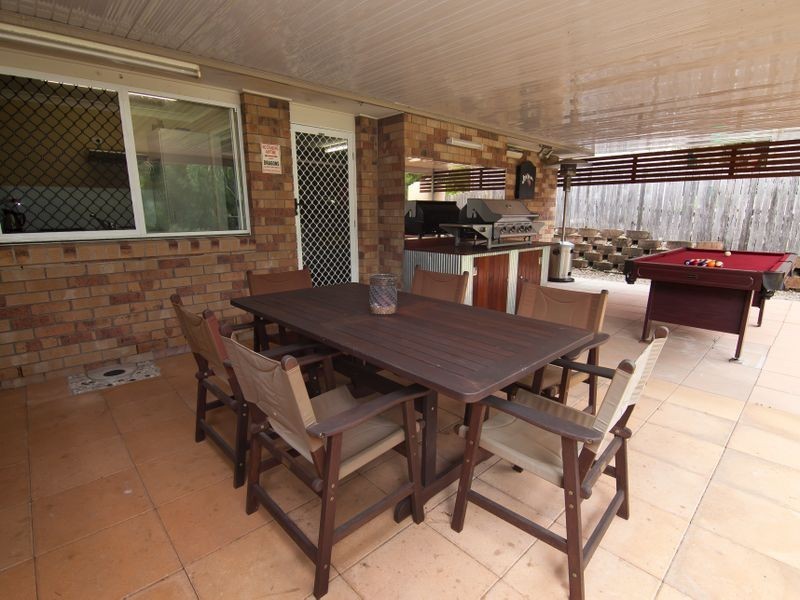 11 Pinedale Street, Oxenford QLD 4210