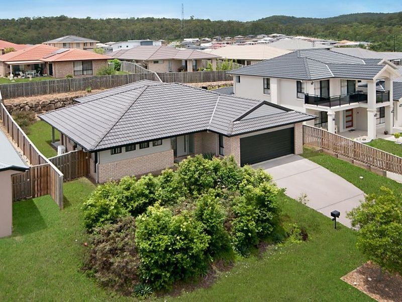 12 Willunga Street, Pacific Pines QLD 4211