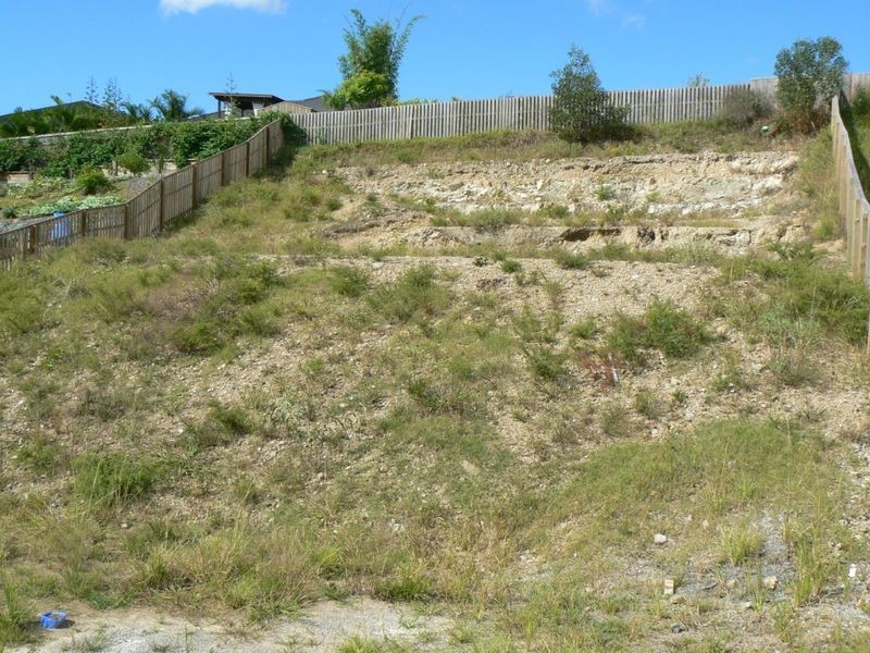 66 Hawkesbury Avenue, Pacific Pines QLD 4211