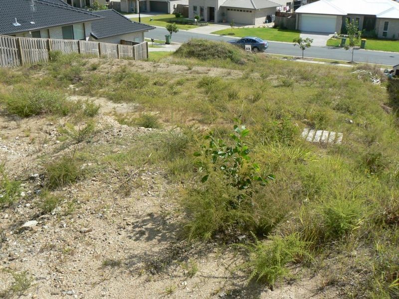 66 Hawkesbury Avenue, Pacific Pines QLD 4211