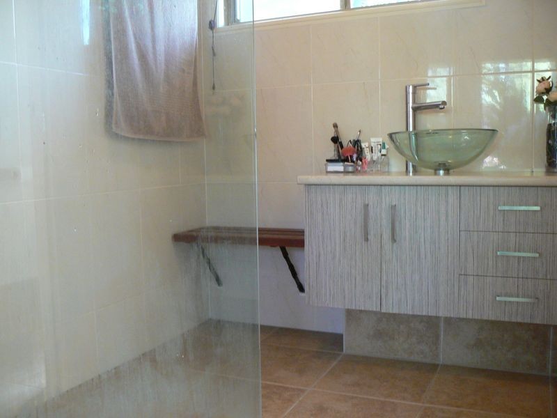 2 Adventure Avenue, Oxenford QLD 4210