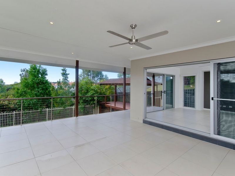 3 Rapa Court, Pacific Pines QLD 4211