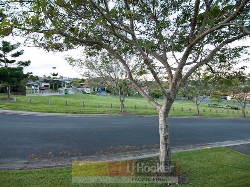 23 Heatons Crescent, Pacific Pines QLD 4211