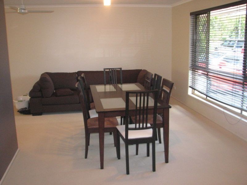 54 Studio Drive, Oxenford QLD 4210