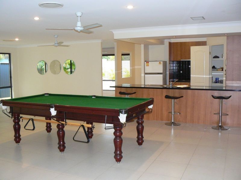 53 Victoria Drive, Pacific Pines QLD 4211