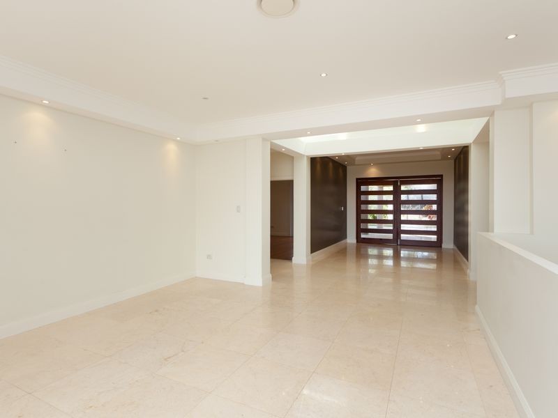 220 Birds Road, Guanaba QLD 4210