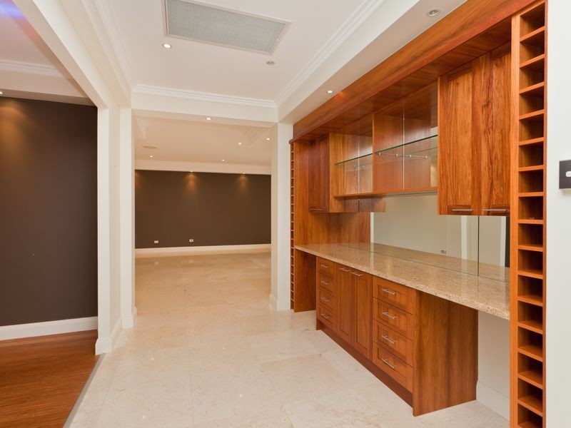 220 Birds Road, Guanaba QLD 4210
