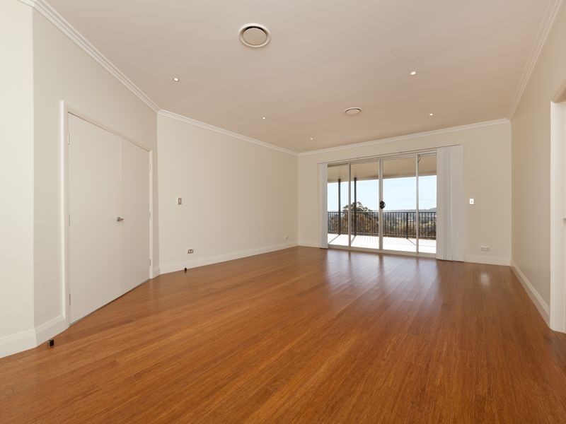220 Birds Road, Guanaba QLD 4210