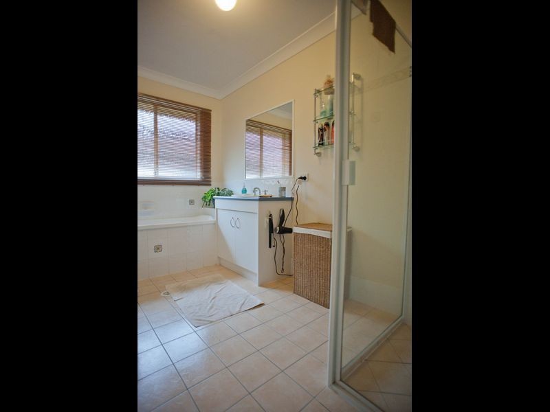 47 Murchison Street, Pacific Pines QLD 4211