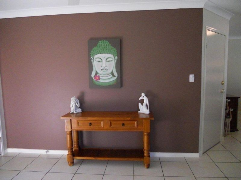 11/2 Studio Drive, Pacific Pines QLD 4211