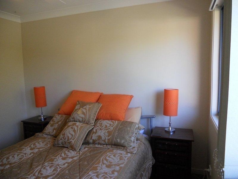 11/2 Studio Drive, Pacific Pines QLD 4211