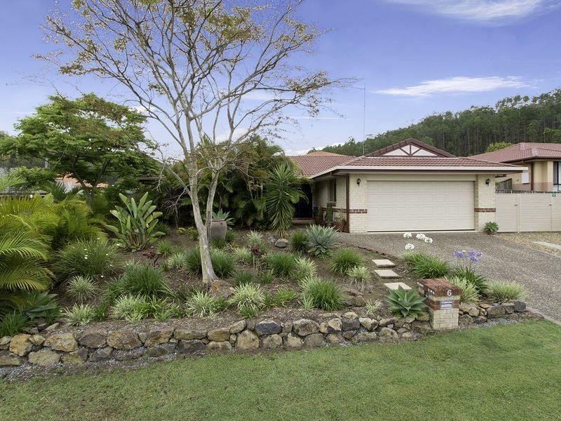 6 Henderson Rise, Pacific Pines QLD 4211