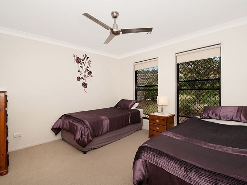 22 Lennox Street, Pacific Pines QLD 4211