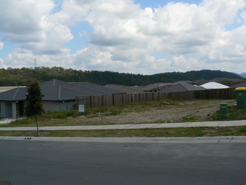 15 Bellinger Key, Pacific Pines QLD 4211