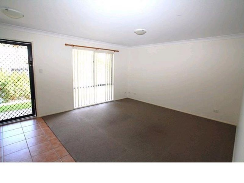 28 Sheffield Circuit, Pacific Pines QLD 4211