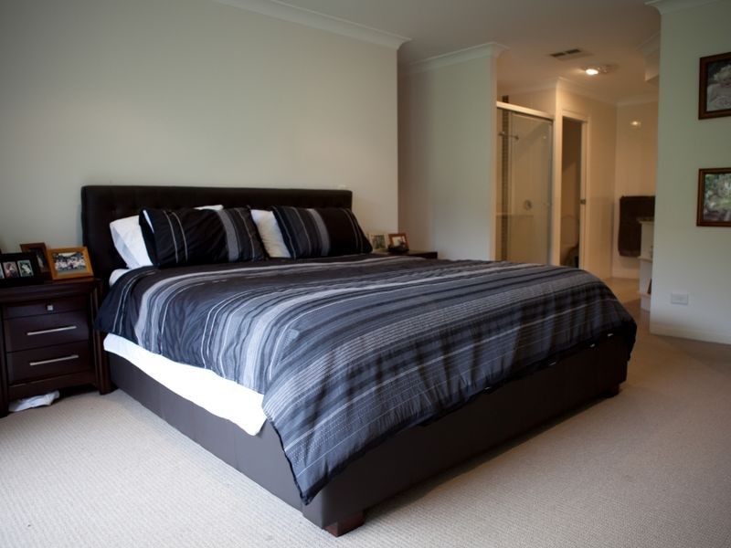 21 Blackheath Terrace, Pacific Pines QLD 4211
