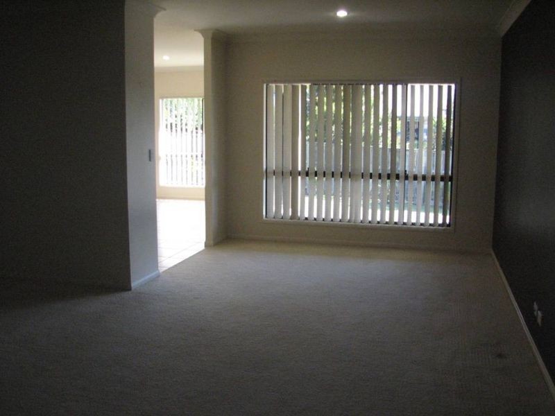 56 Hillary Circuit, Pacific Pines QLD 4211