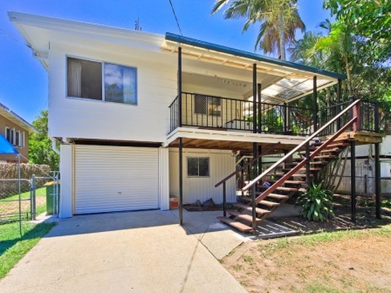 11 Baratta Street, Southport QLD 4215