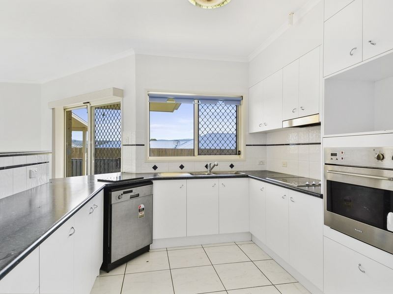 26 Mcrae Circuit, Pacific Pines QLD 4211