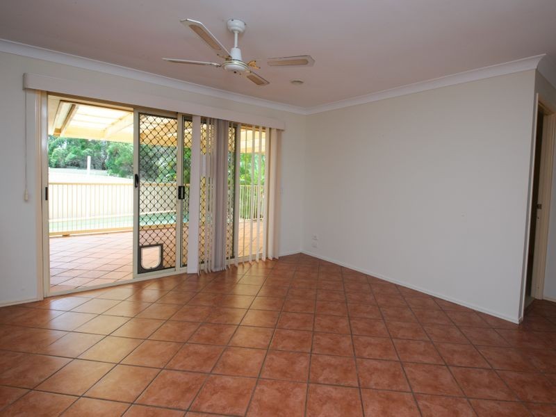 22 Marilyn Monroe Court, Parkwood QLD 4214