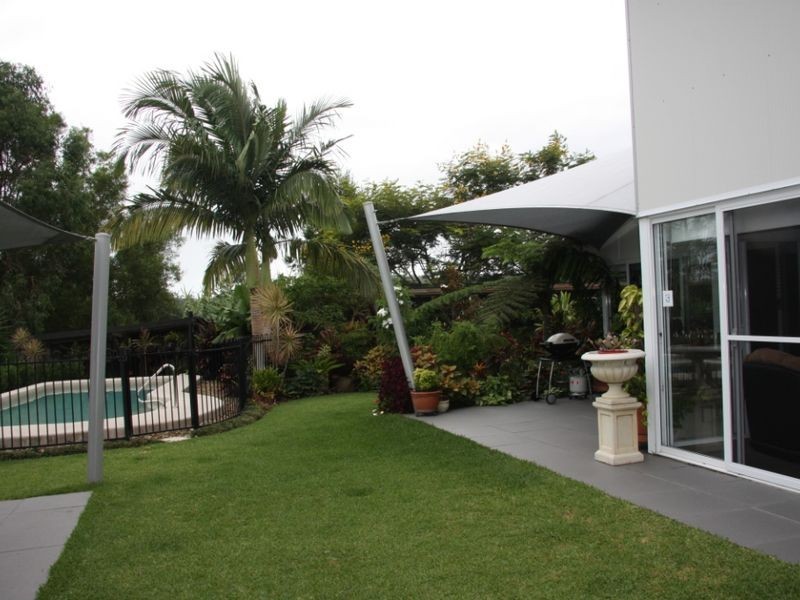 3 Salvado Drive, Pacific Pines QLD 4211