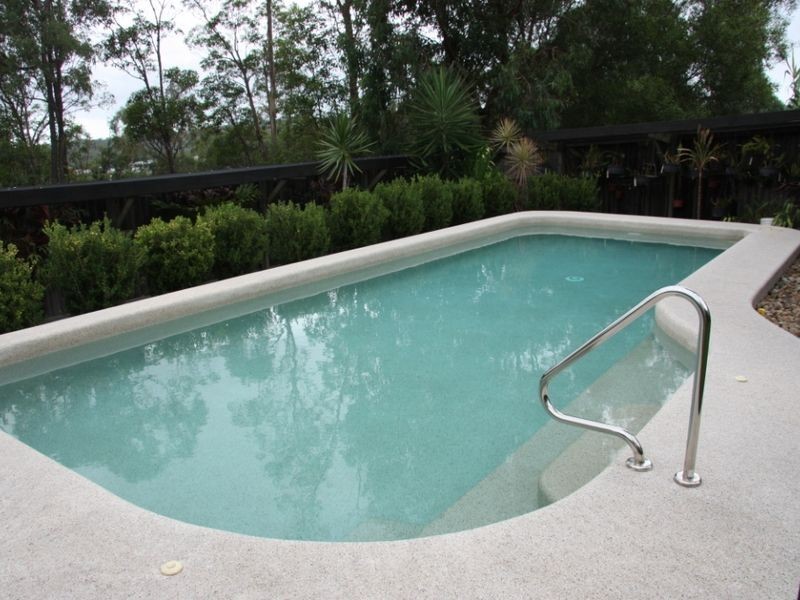 3 Salvado Drive, Pacific Pines QLD 4211