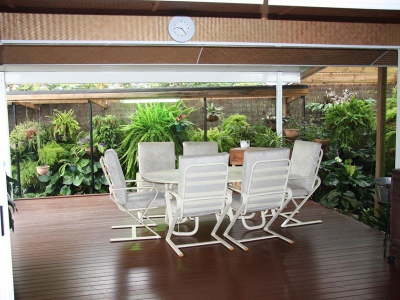 3 Salvado Drive, Pacific Pines QLD 4211
