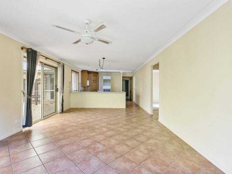 6 Cash Place, Oxenford QLD 4210