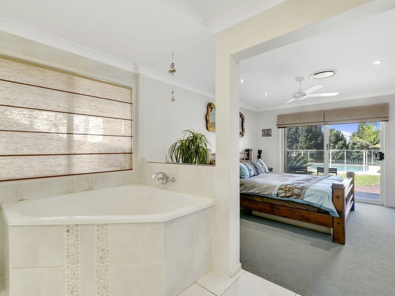 75 Salvado Drive, Pacific Pines QLD 4211