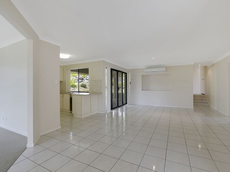 11 Kaplan Street, Oxenford QLD 4210