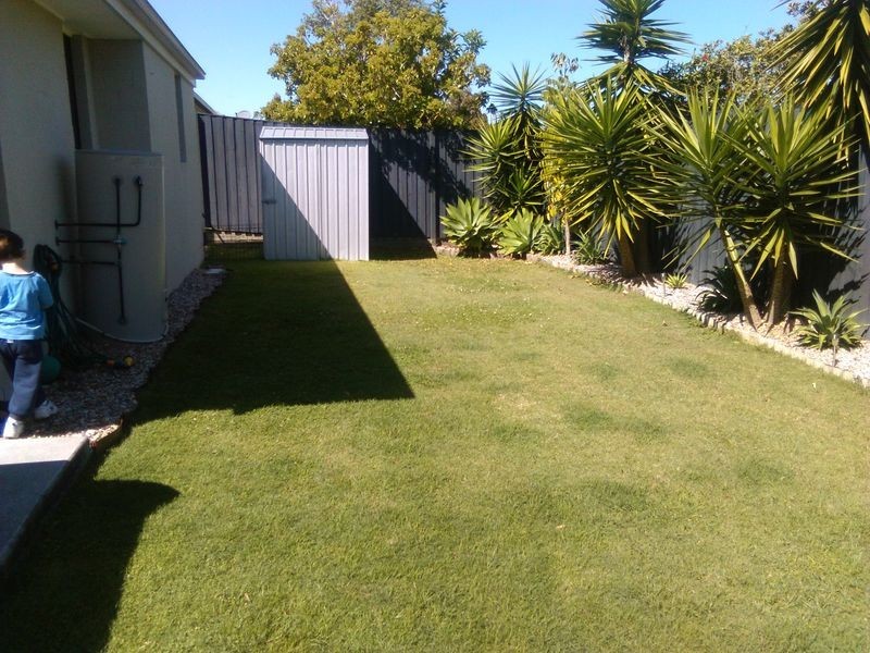 5 Taske Rise, Pacific Pines QLD 4211