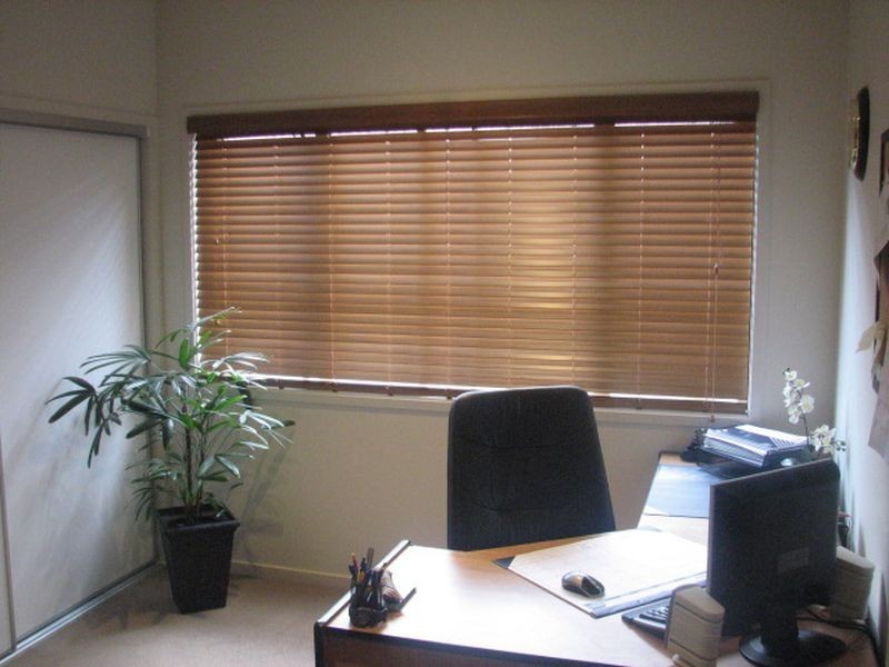 72 Harmsworth Road, Pacific Pines QLD 4211