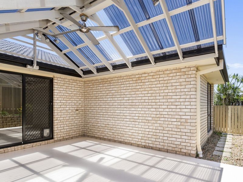25 Sheffield Circuit, Pacific Pines QLD 4211