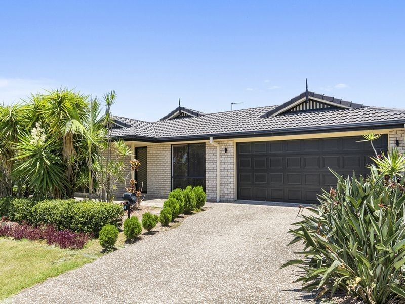 25 Sheffield Circuit, Pacific Pines QLD 4211