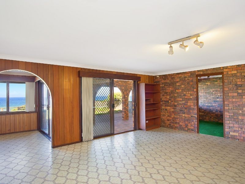 123 Ocean Street, Narrabeen NSW 2101