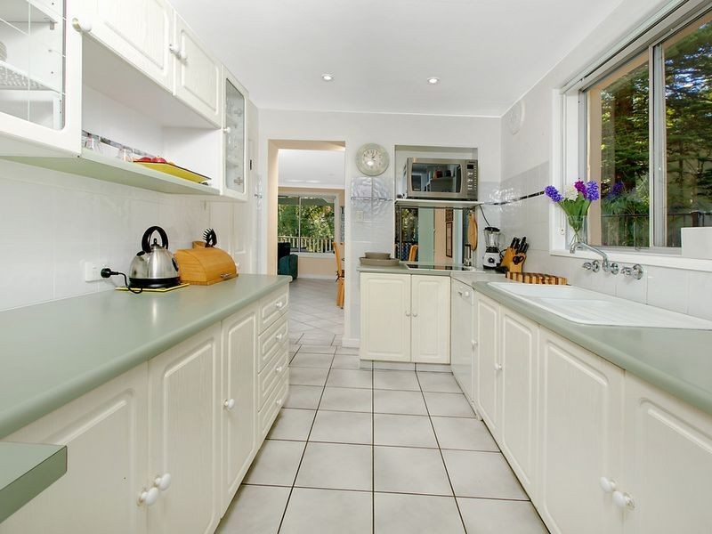 12 Sherwood Crescent, Narraweena NSW 2099