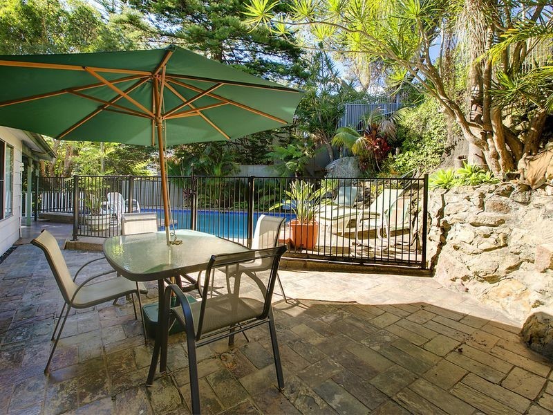 12 Sherwood Crescent, Narraweena NSW 2099