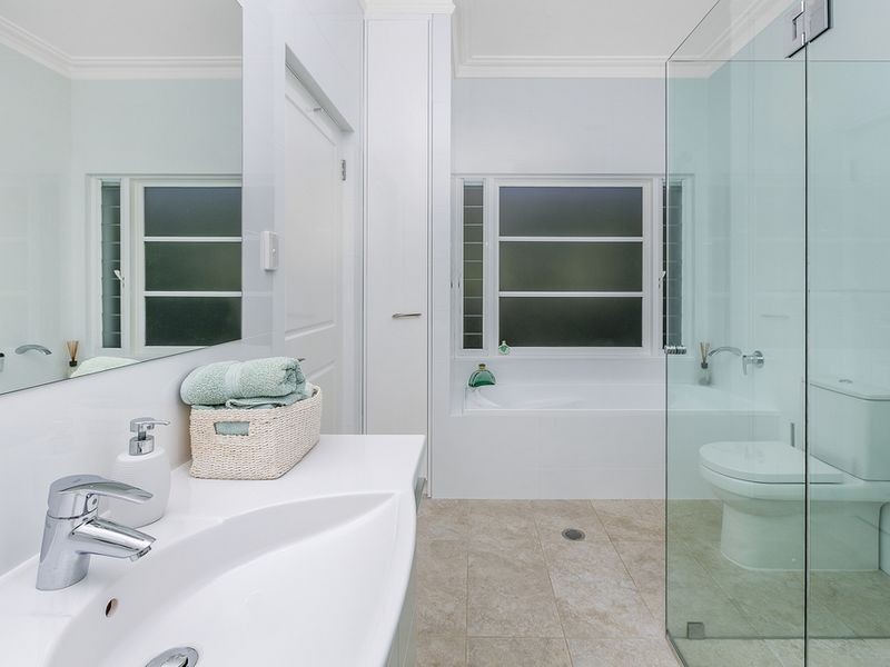 40 Anzac Avenue, Collaroy NSW 2097