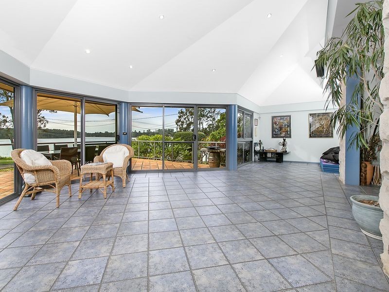 18 The Esplanade, Narrabeen NSW 2101