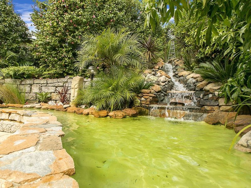 18 The Esplanade, Narrabeen NSW 2101