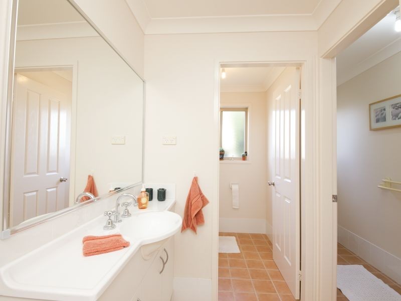 10 Grangewood Avenue, Hallidays Point NSW 2430