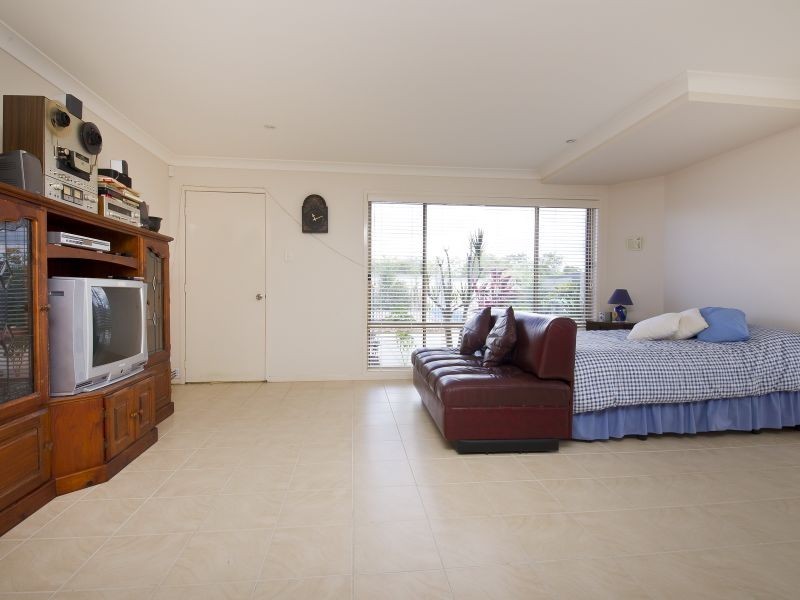 10 Grangewood Avenue, Hallidays Point NSW 2430