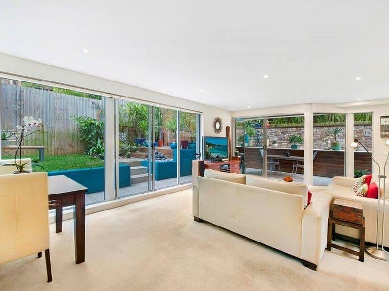 2/16 Goodwin Street, Narrabeen NSW 2101