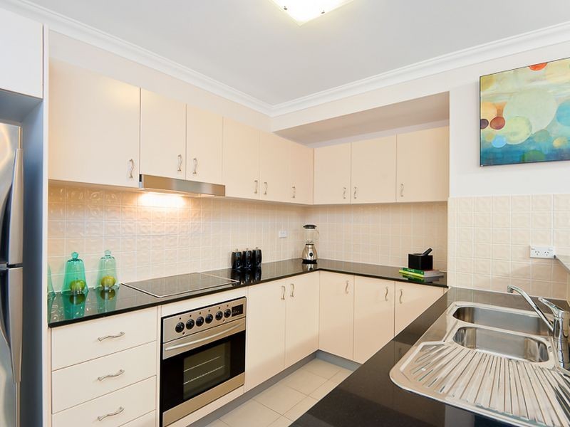 2/21-23 Old Barrenjoey Road, Avalon NSW 2107