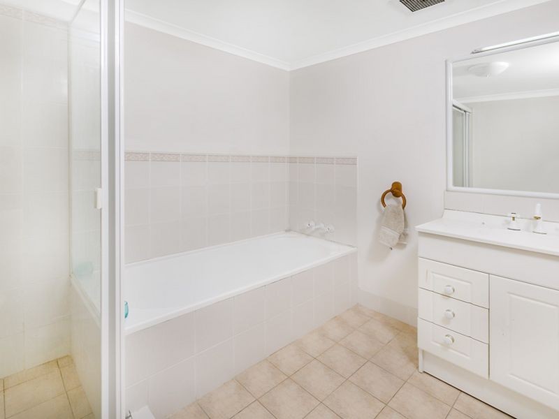 13/2-6 Clarke Street, Narrabeen NSW 2101